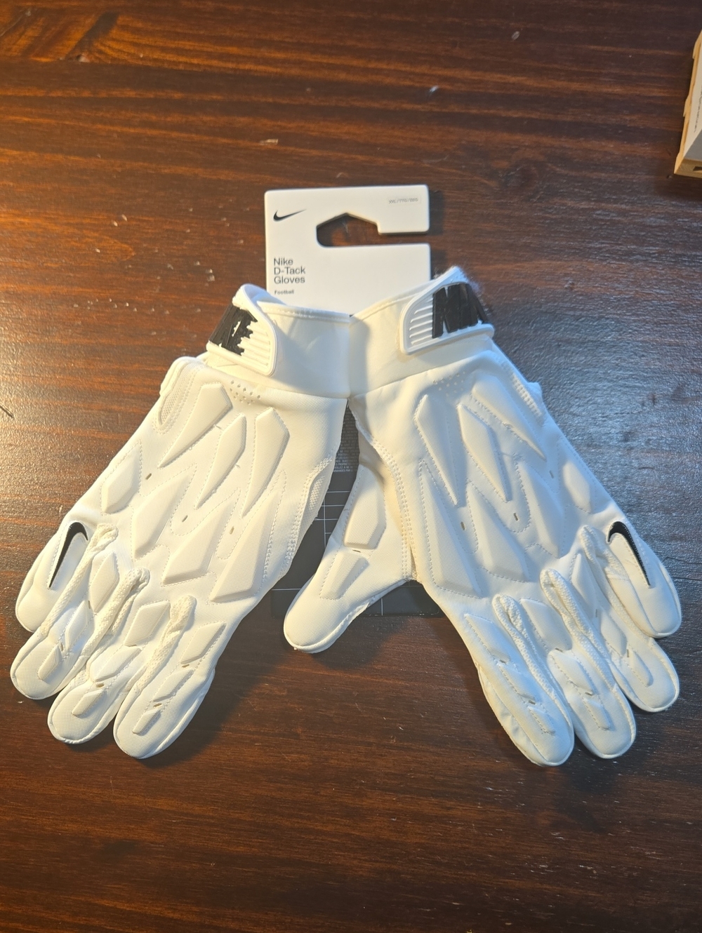 NWT! Mens Nike White Padded Football D-tack Gloves In Size Xxl - Picture 2 of 8
